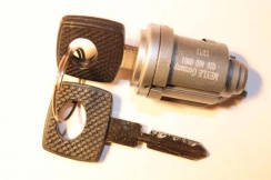 Купить Мерседес замок зажигания HU39 с ключами