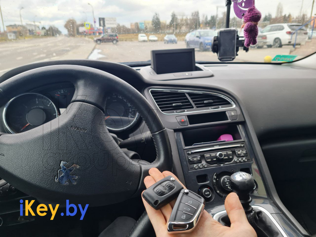 Пежо 3008 дубликат ключа