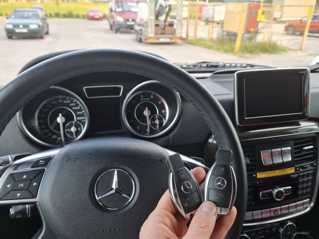 Мерседес Гелендваген W463