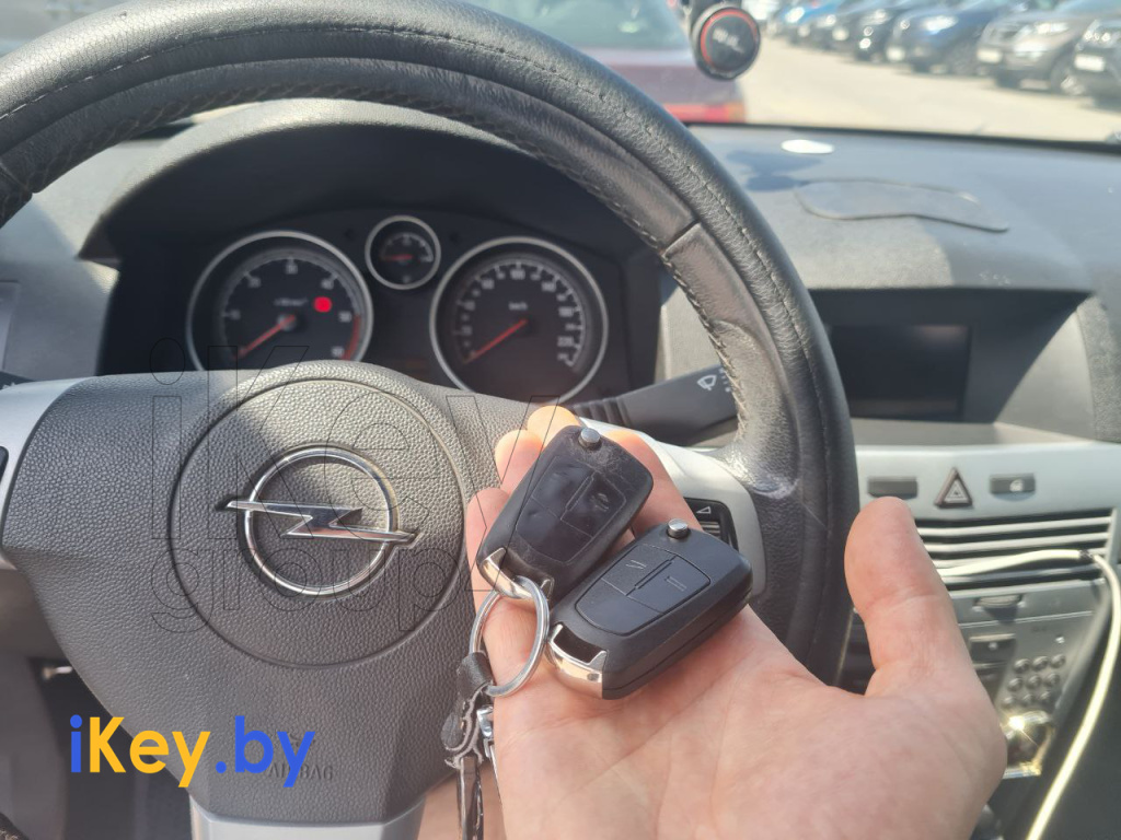 opel-astra-h--chip-klyuch-zazhiganiya.jpg