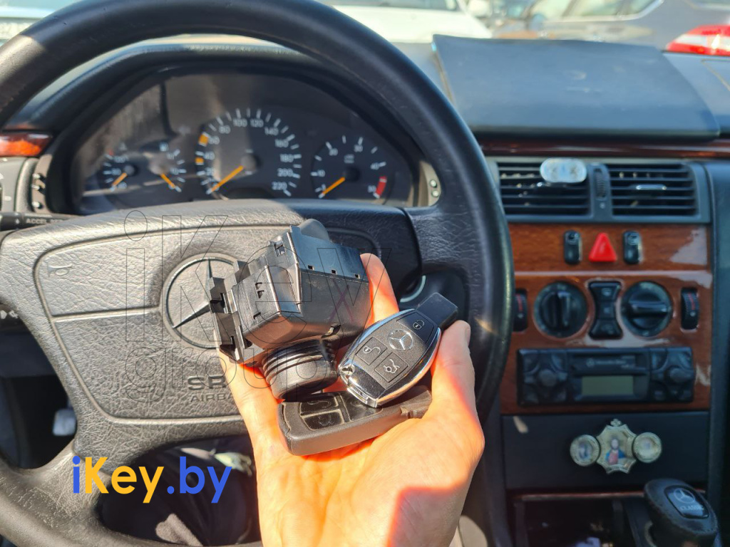 mercedes-w210-remont-zamka .jpg