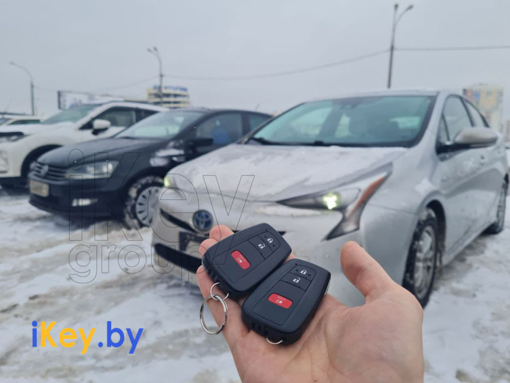 ключ Тойота Приус 50 2018
