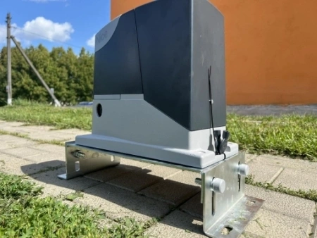 Площадка регулируемая для автоматики откатных ворот купить в Минске